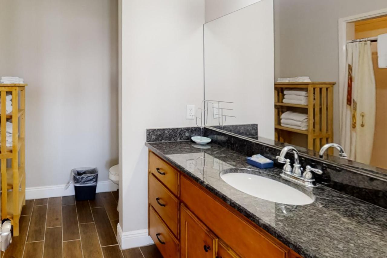 Lotsa Dunes By Meyer Vacation Rentals Fort Morgan Bagian luar foto